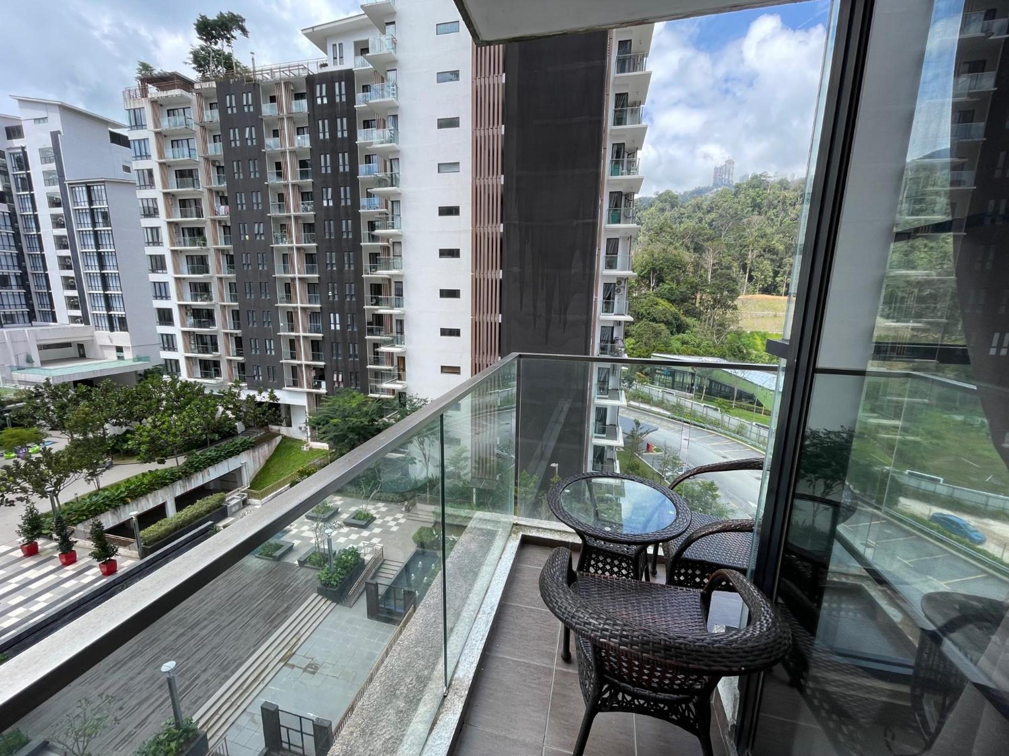 Midhill Genting 2br2b By Aurorahomes * Genting Highlands